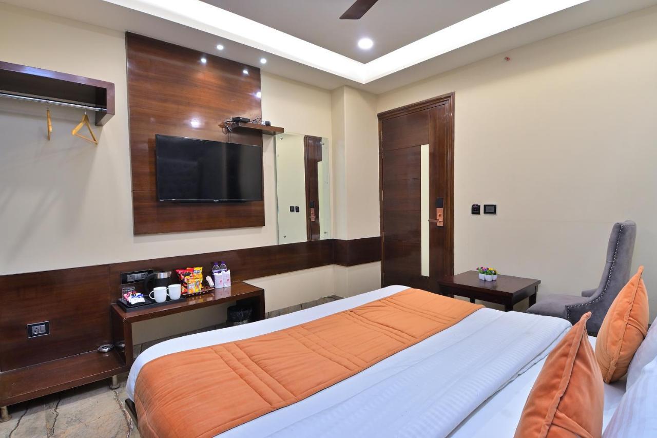 Hotel Vanson Delite - New Delhi Railway Station Экстерьер фото